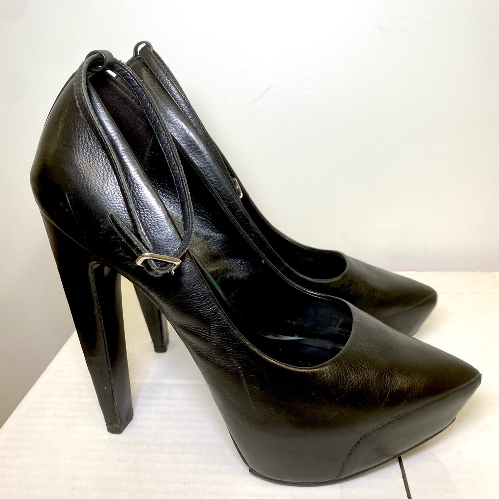 Theory Black Leather Heels